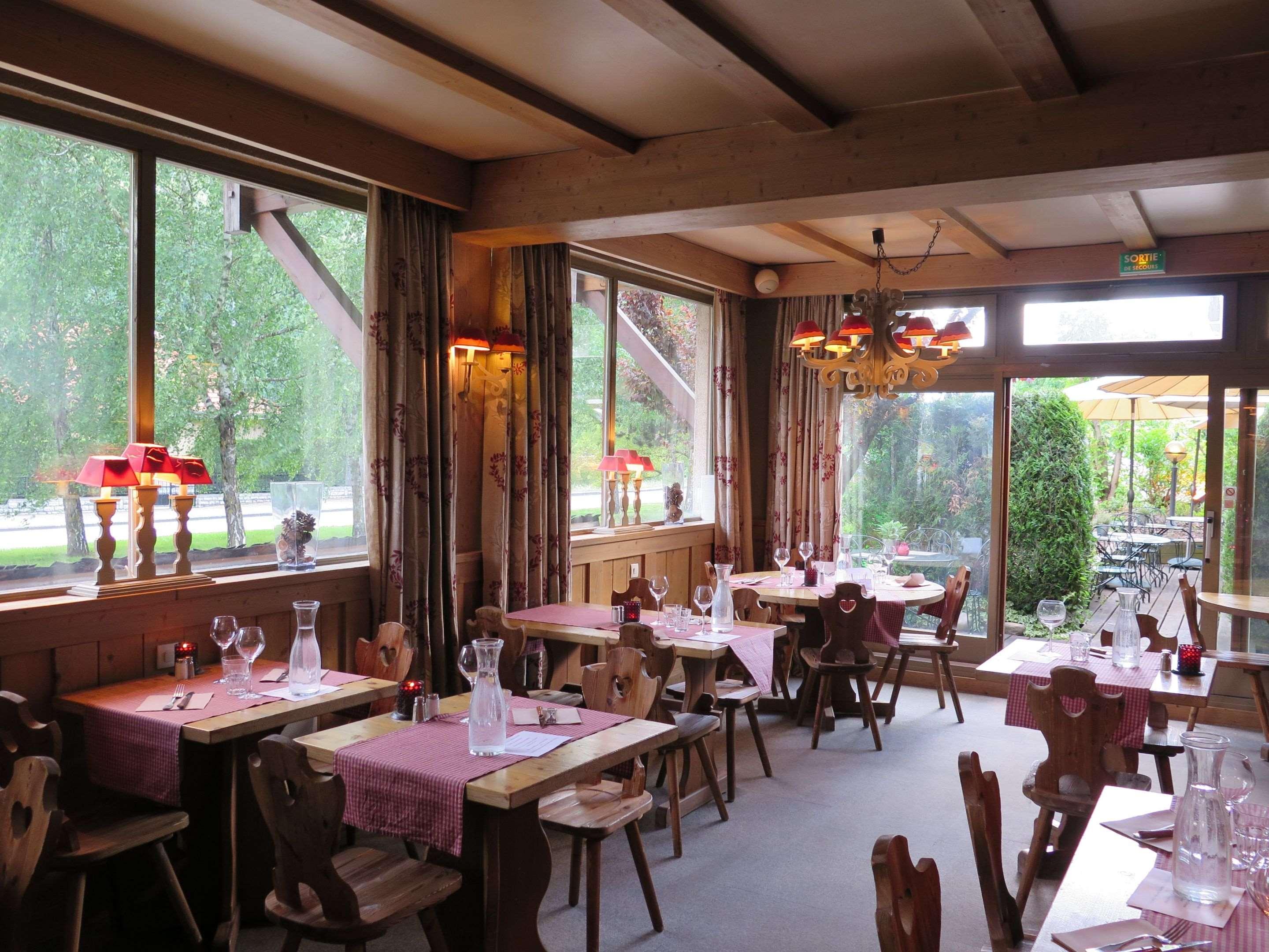 Hôtel Restaurant La Tourmaline La Plagne Exterior foto